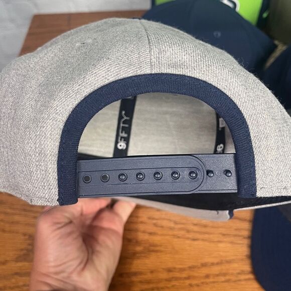 Seattle Seahawks Football NFL Hat Bundle- 6 New Era, 2 Nike Dri-Fit - Picture 9 of 17
